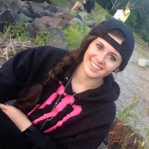 Meet your Posher, Taylor - Picture 1 of 1